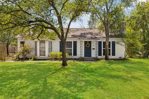 Exterior - 305 Hensel Ave, Bryan, TX 77801 photo 2 of 18