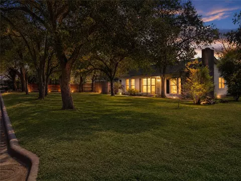 Exterior - 305 Hensel Ave, Bryan, TX 77801 photo 6 of 18