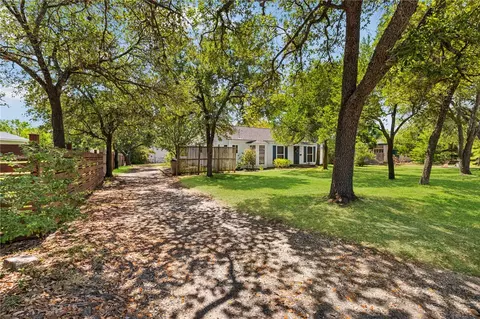 Exterior - 305 Hensel Ave, Bryan, TX 77801 photo 14 of 18
