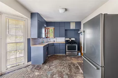 Kitchen - 305 Hensel Ave, Bryan, TX 77801 photo 1 of 4