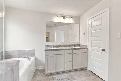 Bath - 2517 Maskavich Ct, Bryan, TX 77807 photo 4 of 4