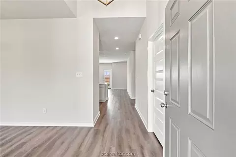 Entry Way - 2517 Maskavich Ct, Bryan, TX 77807 photo 1 of 4