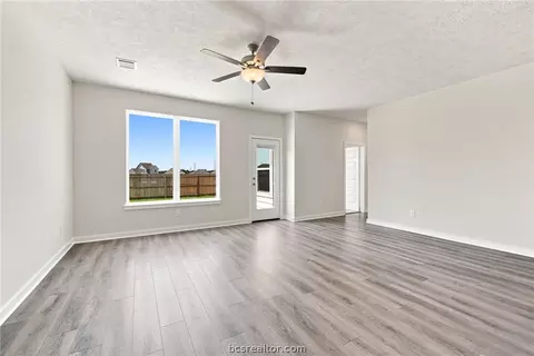 Living - 2517 Maskavich Ct, Bryan, TX 77807 photo 6 of 6