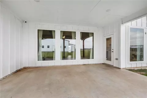 Exterior - 36244 Cochran Rd, Waller, TX 77484 photo 7 of 10