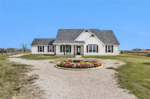 Exterior - 36244 Cochran Rd, Waller, TX 77484 photo 3 of 10