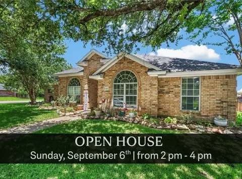 2301 Kuykendall Cir, Bryan, TX 77808
