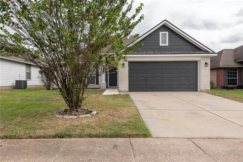 15113 Pidmont Ln, College Station, TX 77845