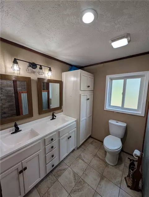 Bath - 10434 Which Way, Bryan, TX 77807 photo 1 of 5