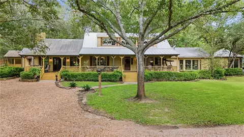 3321 Schulle Rd, Round Top, TX 78954