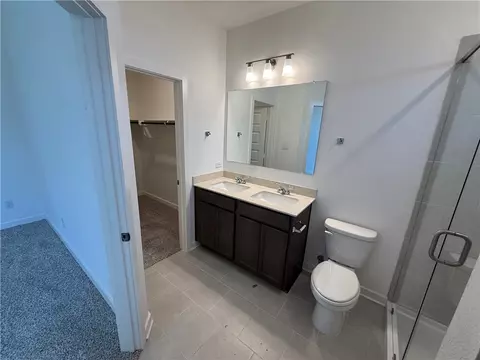 Bath - 1916 Mcarthur Ave, Bryan, TX 77803 photo 2 of 3