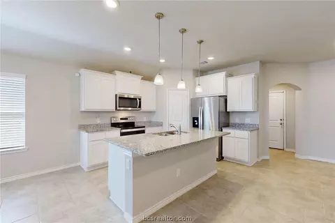 Kitchen - 2060 Chief St, Bryan, TX 77807 photo 3 of 4