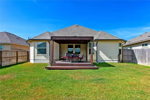 Exterior - 2060 Chief St, Bryan, TX 77807 photo 5 of 5