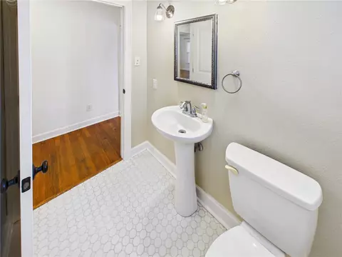 Bath - 1206 E 30th St, Bryan, TX 77802 photo 2 of 3