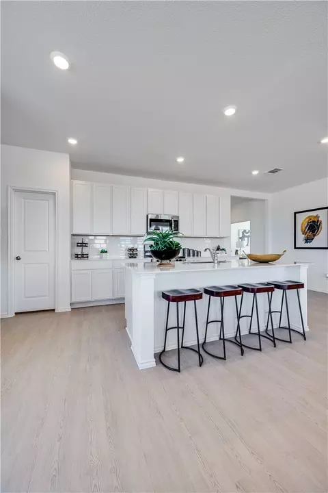 Kitchen - 2725 Chippewa Rd, Bryan, TX 77807 photo 4 of 6