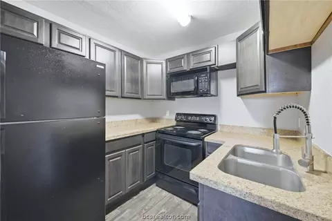 Kitchen - 814 Mitchell St, Bryan, TX 77802 photo 1 of 3