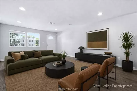 Living - 814 Mitchell St, Bryan, TX 77802 photo 4 of 6