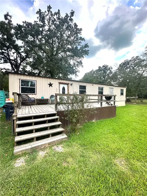 10682 Foxfire Dr, Plantersville, TX 77363