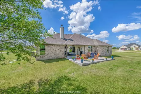 Exterior - 10398 Bourbon Ln, Bryan, TX 77808 photo 7 of 8