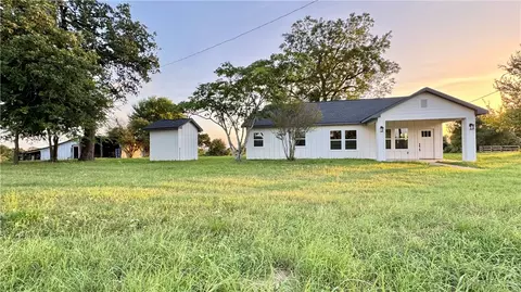 3917 Harbor Bolton Rd, Franklin, TX 77856