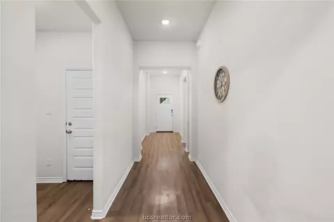 Entry Way - 1905 Cambria Dr, Bryan, TX 77802 photo 1 of 2
