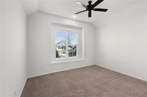Bedroom - 1905 Cambria Dr, Bryan, TX 77802 photo 4 of 5