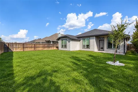 Exterior - 1905 Cambria Dr, Bryan, TX 77802 photo 3 of 3