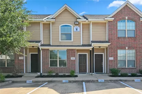 1000 Spring Loop 1202, College Station, TX 77840