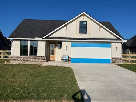 4056 Lakeside Club Dr, College Station, TX 77845