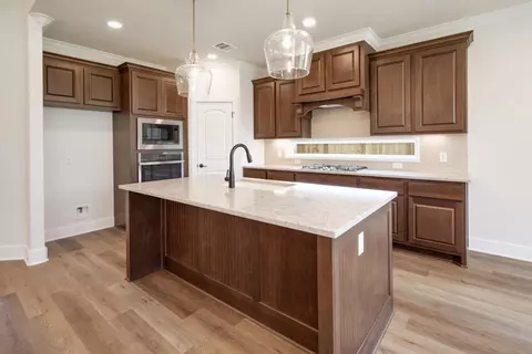 Kitchen - 5076 Acadia Loop, Bryan, TX 77802 photo 4 of 6