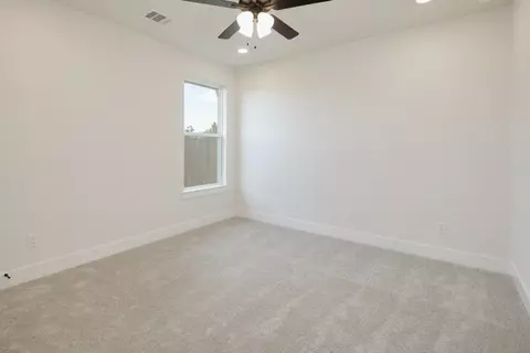 Bedroom - 5076 Acadia Loop, Bryan, TX 77802 photo 7 of 8
