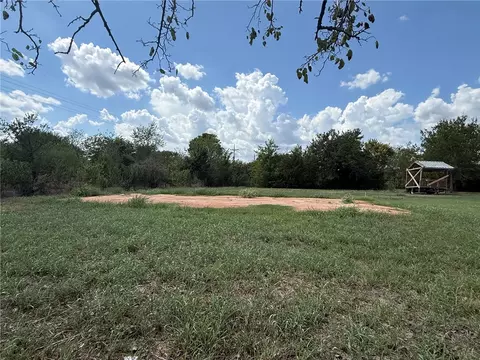 3710 King Rd, North Zulch, TX 77872