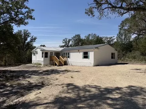 414 Oak Holw, Caldwell, TX 77836