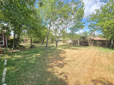 Exterior - 2303 Morningside Dr, Bryan, TX 77802 photo 3 of 4