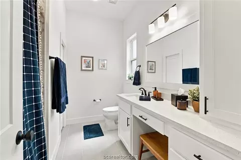 Bath - 4757 N Stonecrest Ct, Bryan, TX 77808 photo 5 of 6