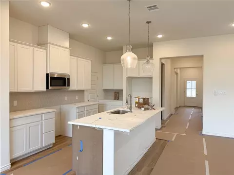 3242 Wesley Loop, Bryan, TX 77808 photo 2