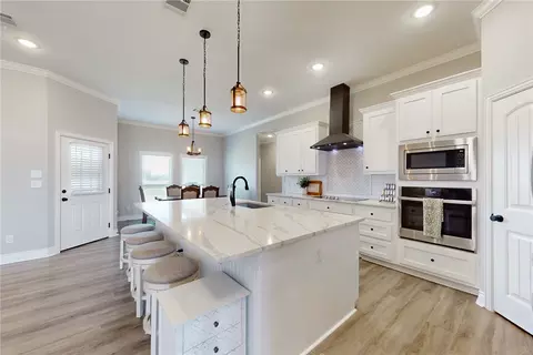 Kitchen - 6536 Agave Ct, Bryan, TX 77808 photo 3 of 4