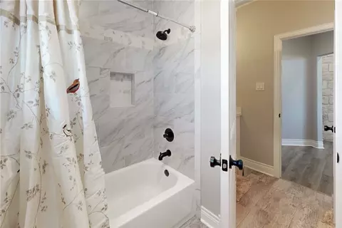Bath - 6536 Agave Ct, Bryan, TX 77808 photo 7 of 7