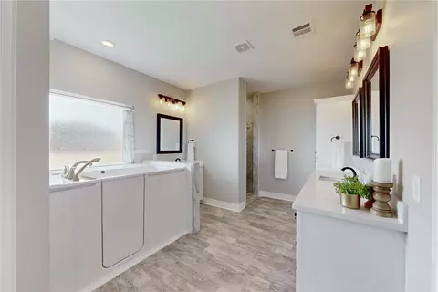 Bath - 6536 Agave Ct, Bryan, TX 77808 photo 1 of 7