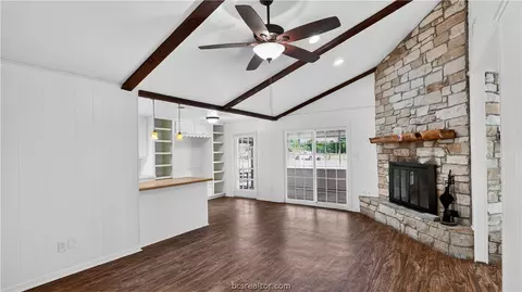 Living - 6088 Hare Ln, Bryan, TX 77808 photo 3 of 8