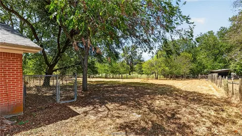 Exterior - 6088 Hare Ln, Bryan, TX 77808 photo 4 of 5