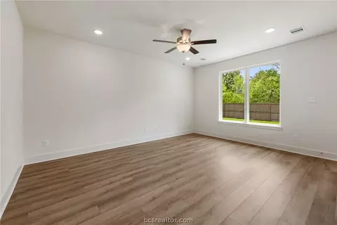 Living - 5644 Hayduke Ln, Bryan, TX 77802 photo 4 of 7