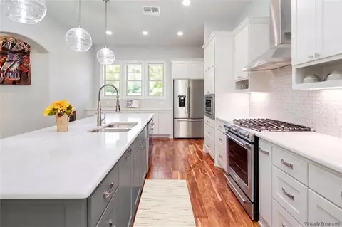 Kitchen - 10147 Albert Dr, Iola, TX 77861 photo 4 of 4