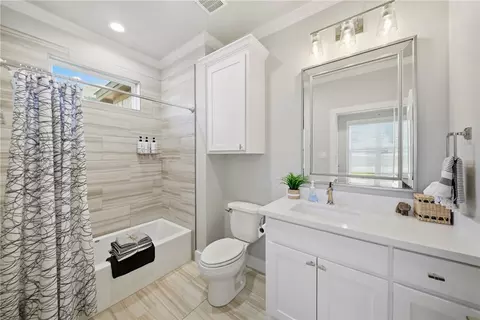 Bath - 5019 Highline Dr, Bryan, TX 77802 photo 7 of 7