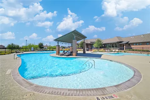 Exterior - 5019 Highline Dr, Bryan, TX 77802 photo 5 of 5