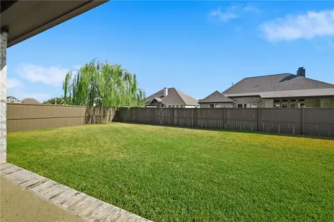 Exterior - 5019 Highline Dr, Bryan, TX 77802 photo 3 of 5