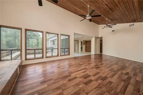 Living - 5000 Lantern Ln, Bryan, TX 77808 photo 5 of 6