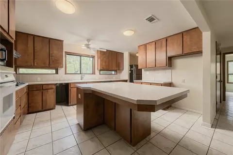 Kitchen - 5000 Lantern Ln, Bryan, TX 77808 photo 1 of 5