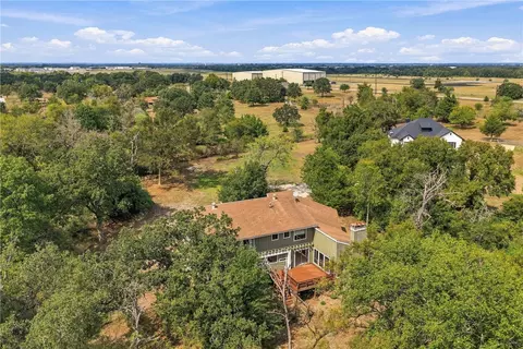 View/Area - 5000 Lantern Ln, Bryan, TX 77808 photo 4 of 10