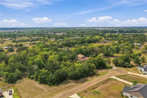 View/Area - 5000 Lantern Ln, Bryan, TX 77808 photo 9 of 10