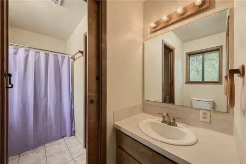 Bath - 5000 Lantern Ln, Bryan, TX 77808 photo 7 of 8